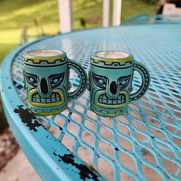 Quon-Quon Tiki Vintage Ceramic 7 Piece Rum Decanter & Shot Mugs - Picture 10 of 16